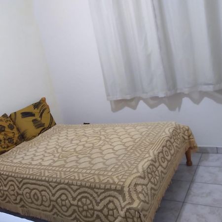 Casa Do Descanso Em Sao Bento Do Sapucai Bilik gambar
